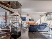 Maison avec piscine et jardin