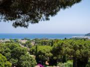 Maison avec piscine et jardin