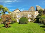 Maison avec piscine et jardin