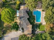 Maison avec piscine et jardin