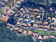 Maison avec piscine et jardin