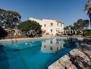 Maison avec piscine et jardin