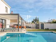 Maison avec piscine et jardin