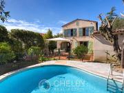 Maison avec piscine et jardin