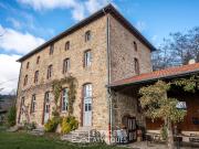 Maison avec piscine et jardin