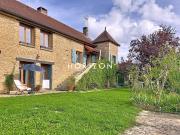 Maison avec piscine et jardin