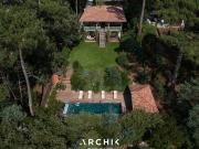 Maison avec piscine et jardin Maison avec piscine et jardin