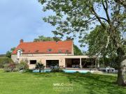 Maison avec piscine et jardin