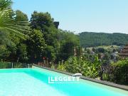Maison avec piscine et jardin