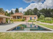 Maison avec piscine et jardin
