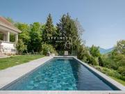 Maison avec piscine et jardin