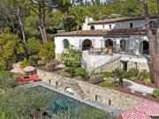 Maison avec piscine et jardin