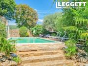 Maison avec piscine et jardin