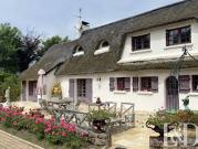 Maison avec piscine et jardin