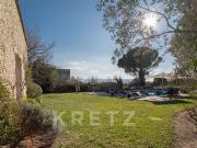 Maison avec piscine et jardin