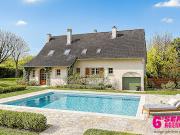 Maison avec piscine et jardin