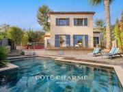 Maison avec piscine et jardin