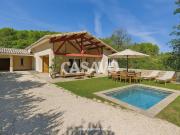 Maison avec piscine et jardin