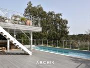 Maison avec piscine et jardin