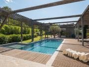 Maison avec piscine et jardin