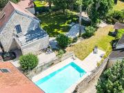 Maison avec piscine et jardin