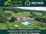 Maison avec piscine et jardin