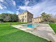 Maison avec piscine et jardin
