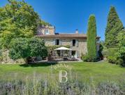 Maison avec piscine et jardin