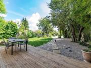 Maison avec piscine et jardin