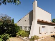 Maison avec piscine et jardin