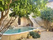 Maison avec piscine et jardin
