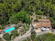 Maison avec piscine et jardin