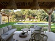 Maison avec piscine et jardin