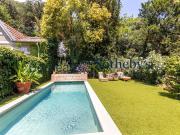 Maison avec piscine et jardin