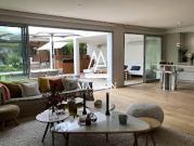 Maison avec piscine et jardin