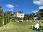 Maison avec piscine et jardin