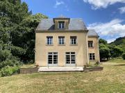 Maison avec piscine et jardin