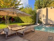 Maison avec piscine et jardin