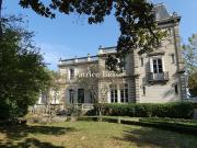 Maison avec piscine et jardin