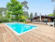 Maison avec piscine et jardin