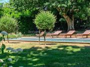 Maison avec piscine et jardin