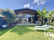 Maison avec piscine et jardin