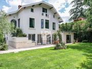 Maison avec piscine et jardin
