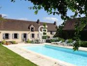 Maison avec piscine et jardin