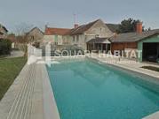Maison avec piscine et jardin