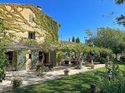 Maison avec piscine et jardin