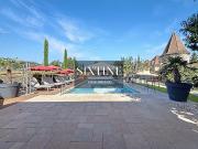 Maison avec piscine et jardin