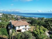 Maison avec piscine et jardin
