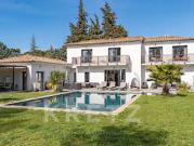 Maison avec piscine en bord de mer