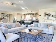 Maison avec piscine et jardin